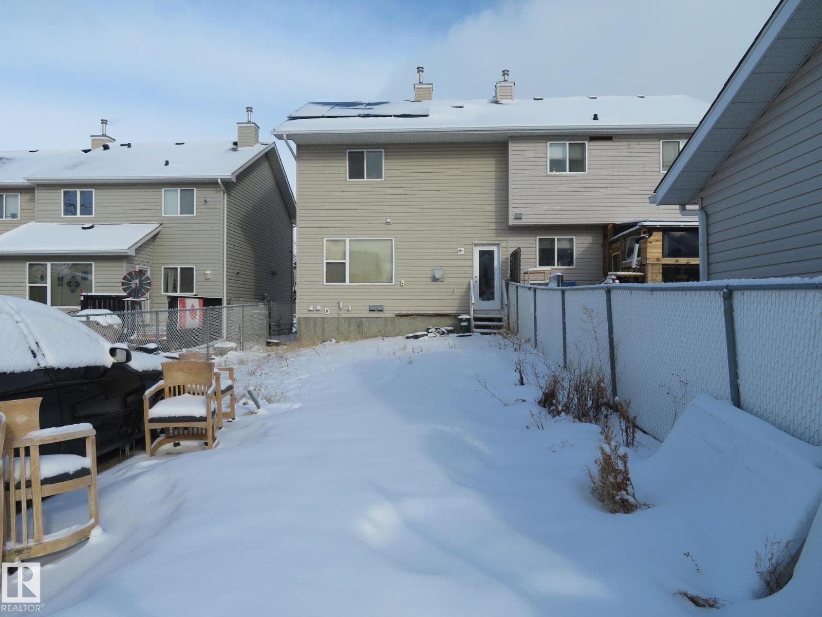 18 CONNOR LN photo 4