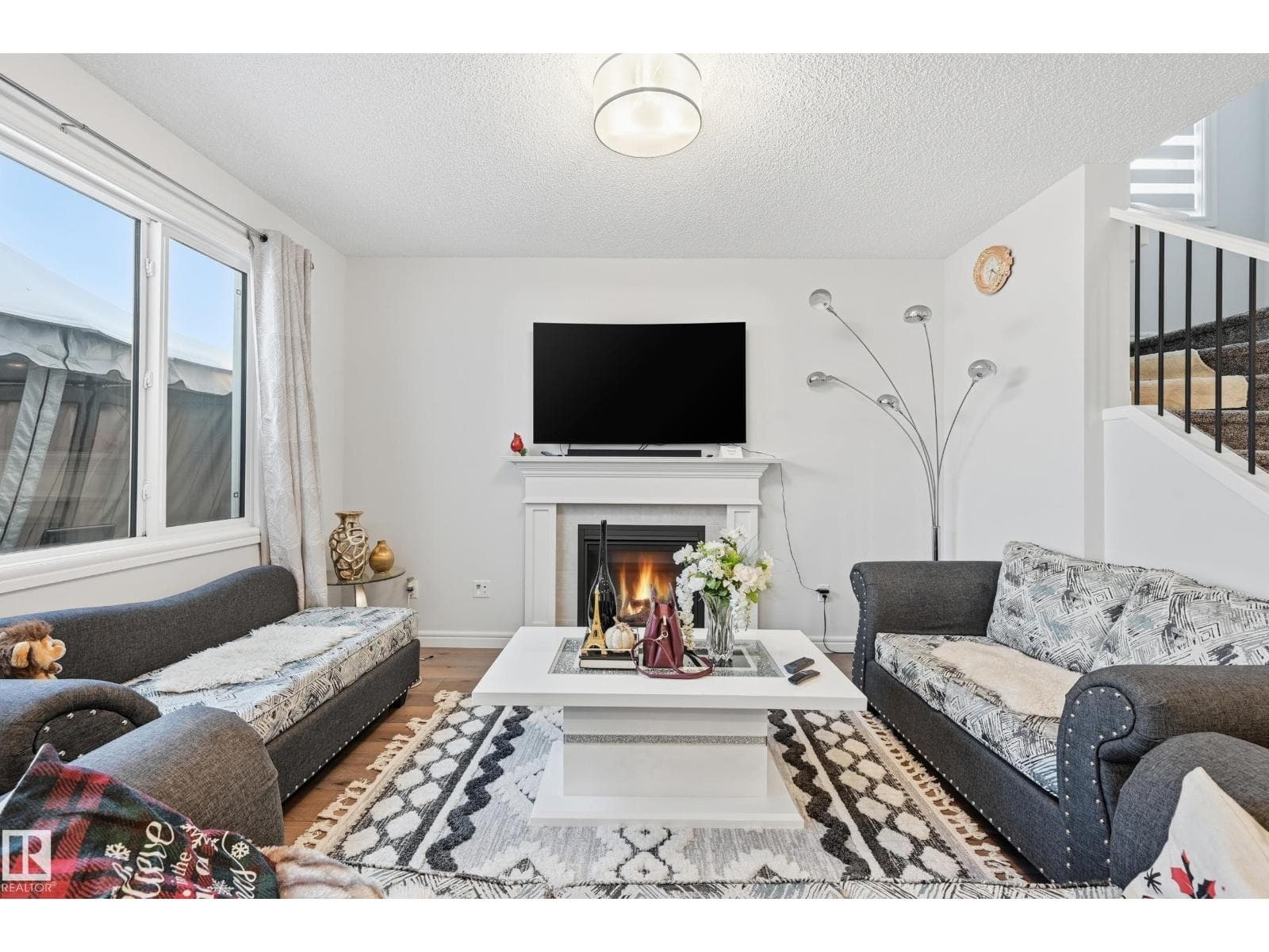 4820 175 AV NW NW photo 5