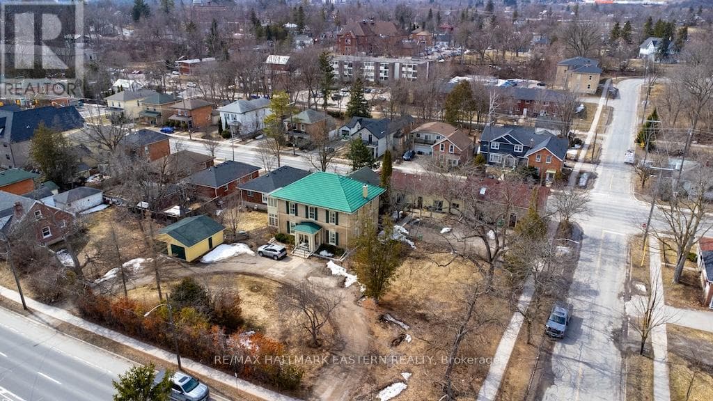 813 WATER STREET photo 4