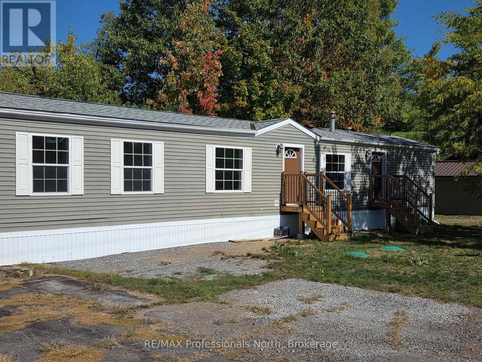 2 bed 2 bath single family at 1013 SEVENTH LANE — $269,000