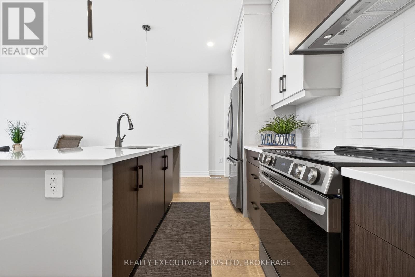 7446 PARKSIDE ROAD photo 4