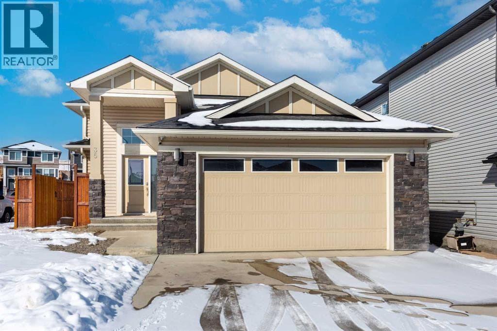 4 bed 3 bath single family at 35 Sherview Grove NW — $739,900