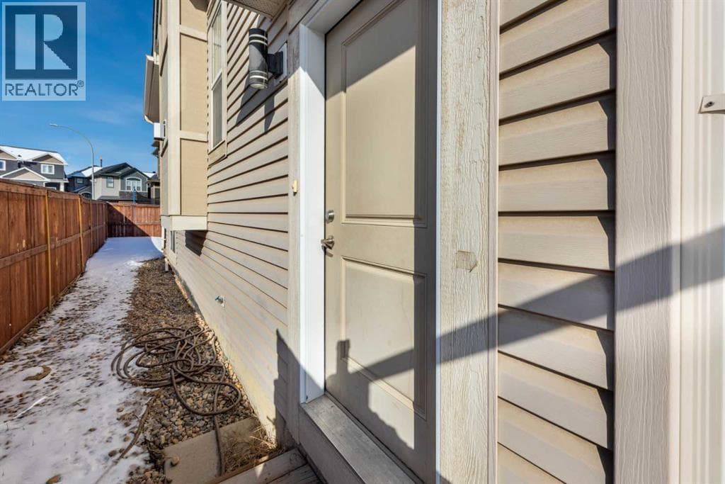 35 Sherview Grove NW photo 3