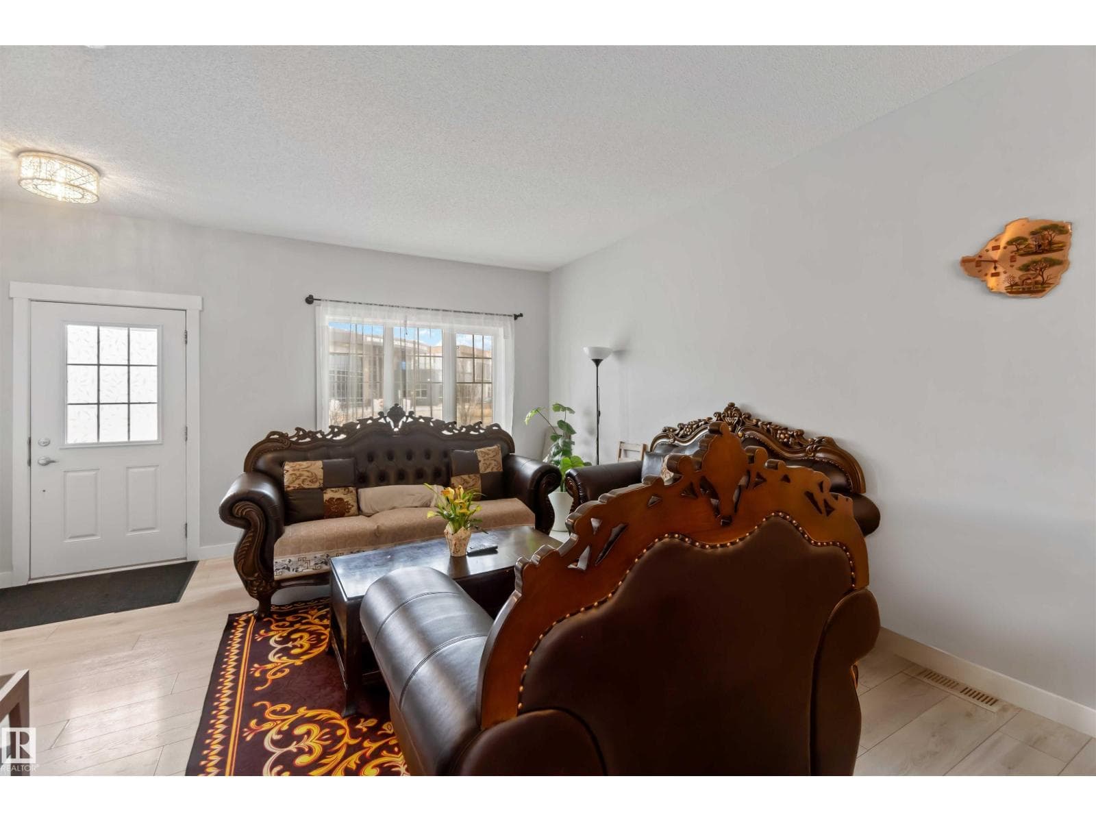2725 ORCHARDS RD SW photo 3