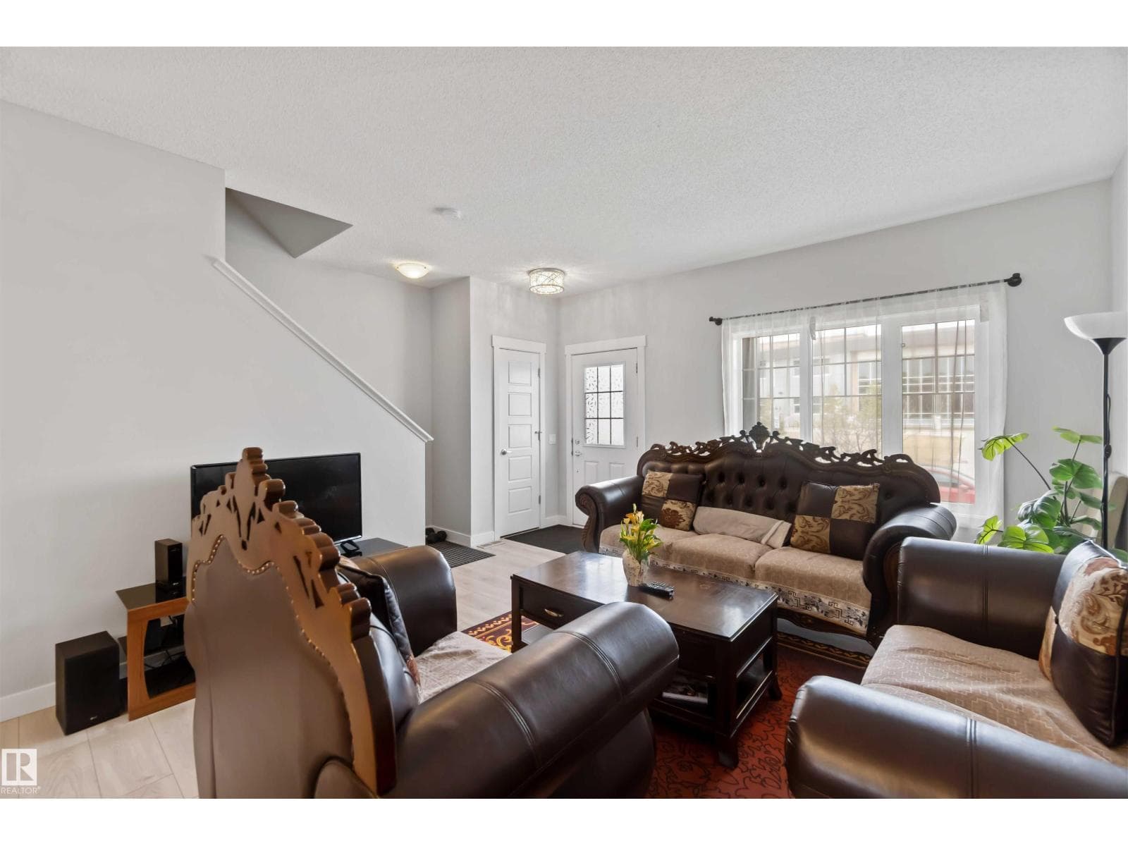 2725 ORCHARDS RD SW photo 4
