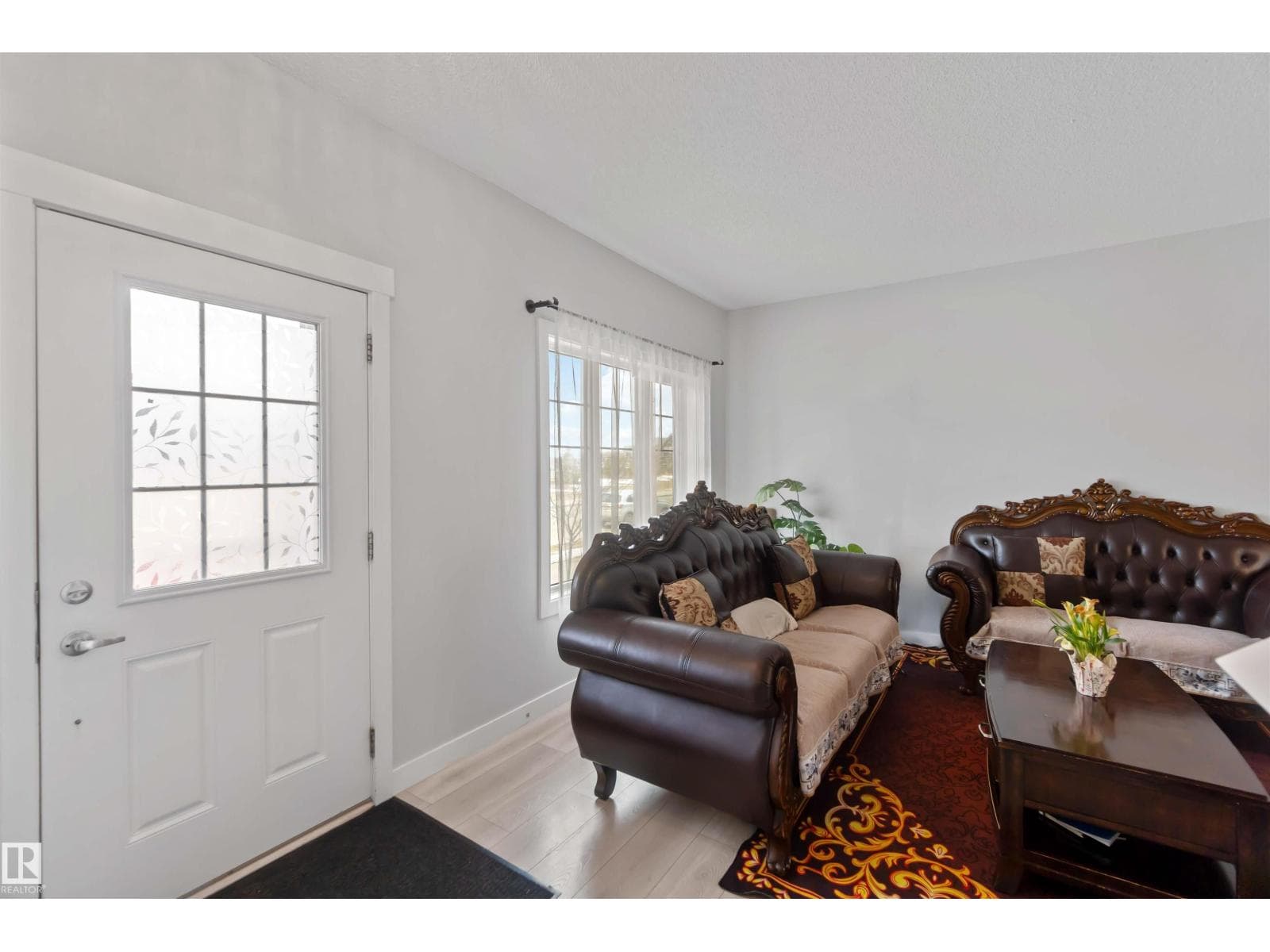 2725 ORCHARDS RD SW photo 2