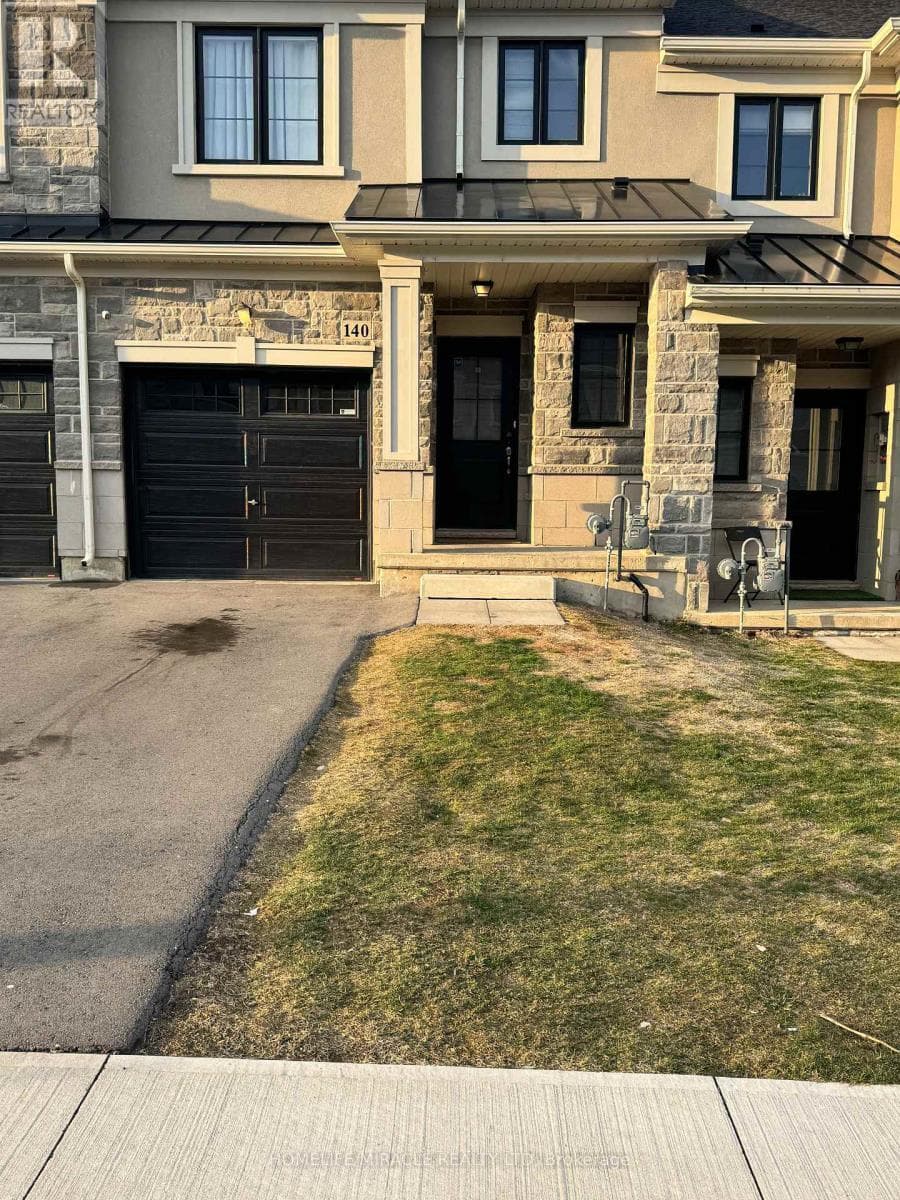 3 bed 3 bath single family at 140 AQUASANTA CRESCENT — $689,000