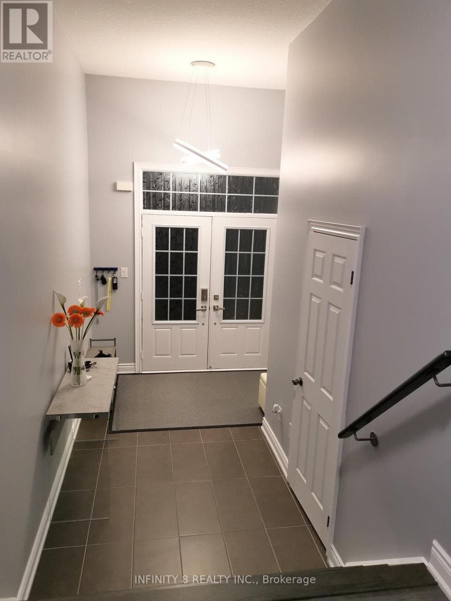 8641 DOGWOOD CRESCENT photo 4