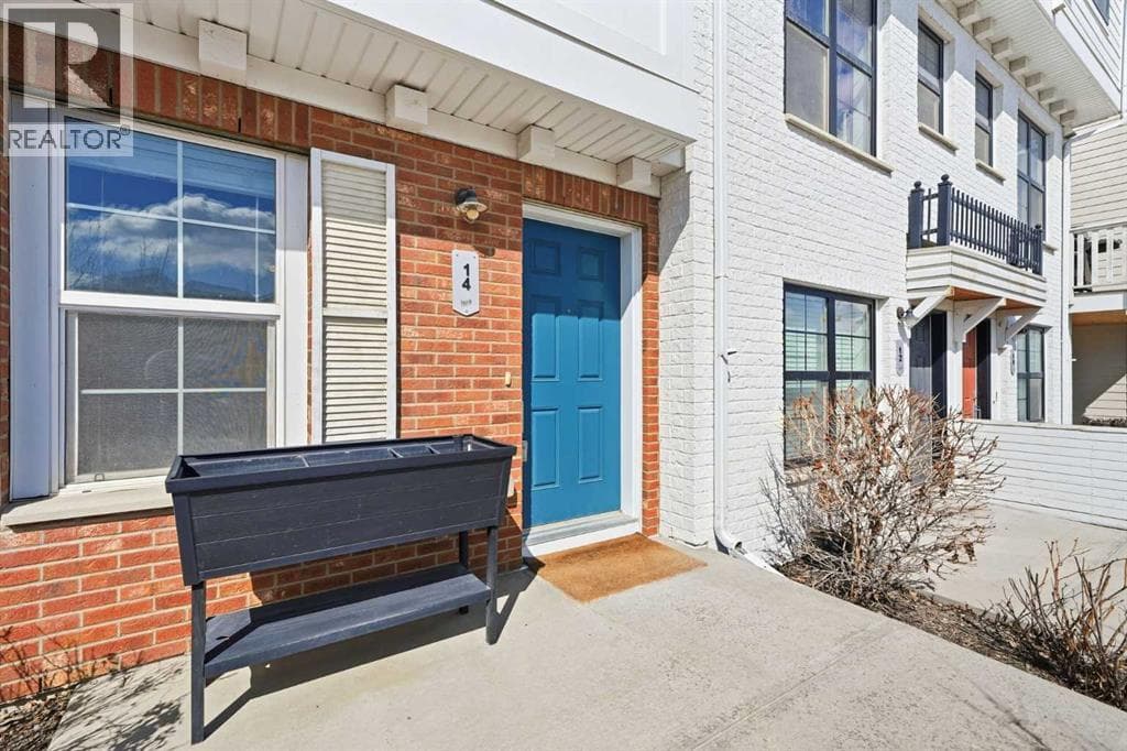 14 Nolan Hill Gate NW photo 4