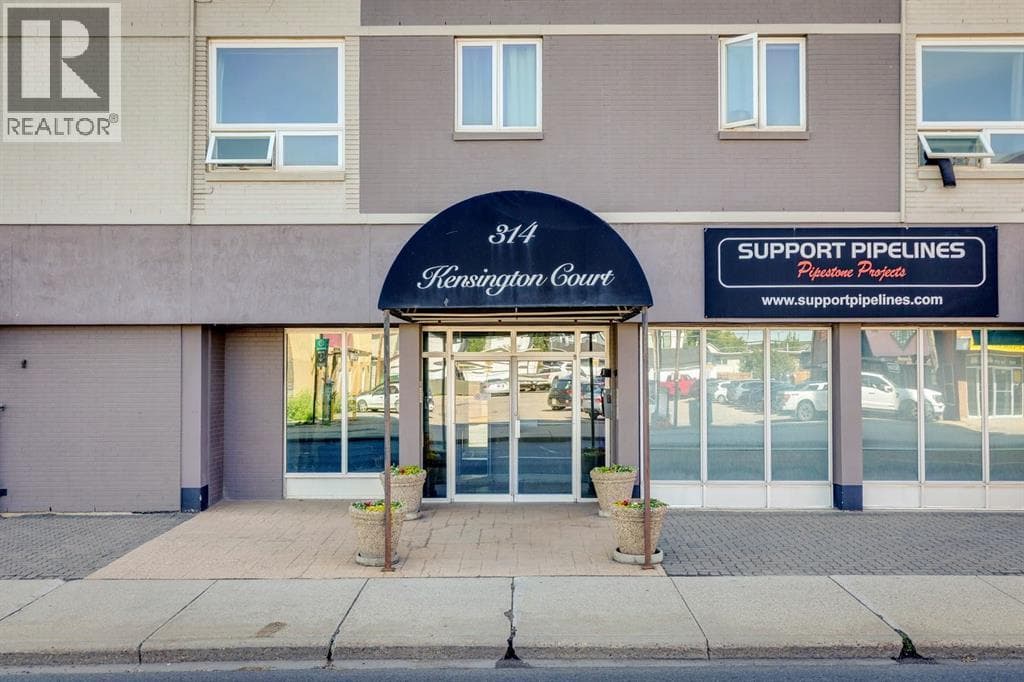 302, 314 14 Street NW photo 2