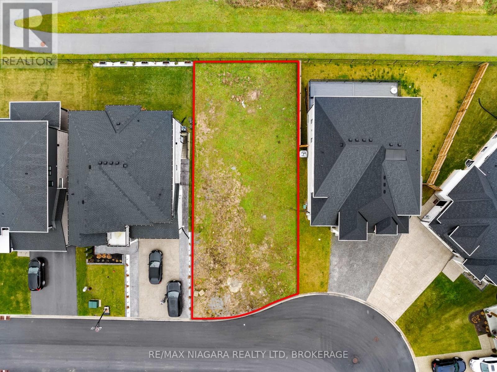 7521 SHERRILEE CRESCENT photo 3