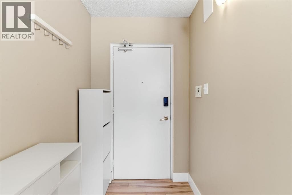 103, 315 9A Street NW photo 4