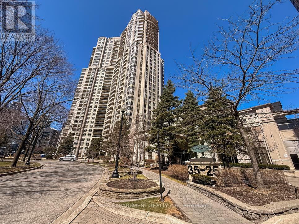 2 bed 2 bath single family at 2706 - 35 KINGSBRIDGE GARDEN CIRCLE — $1,075,000