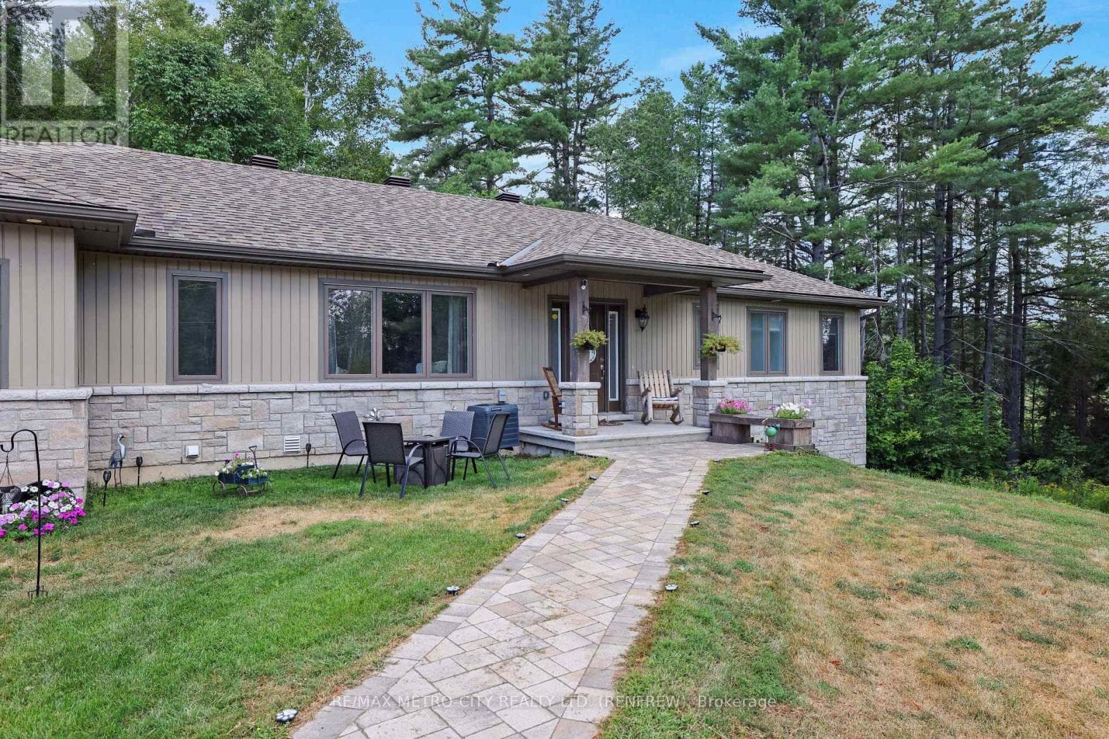 2457 BURNSTOWN ROAD photo 4
