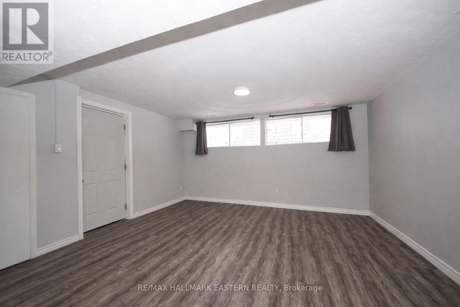 722 CHEMONG ROAD photo 5