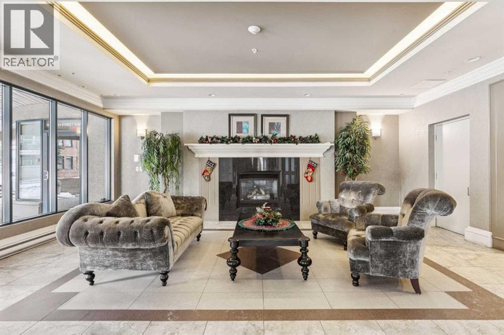 305, 4 14 Street NW photo 4
