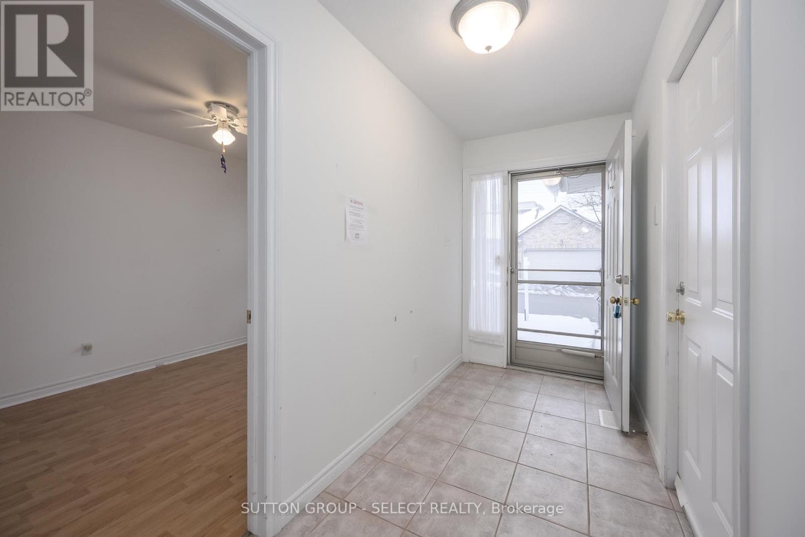 10 - 1241 BEAVERBROOK AVENUE photo 5