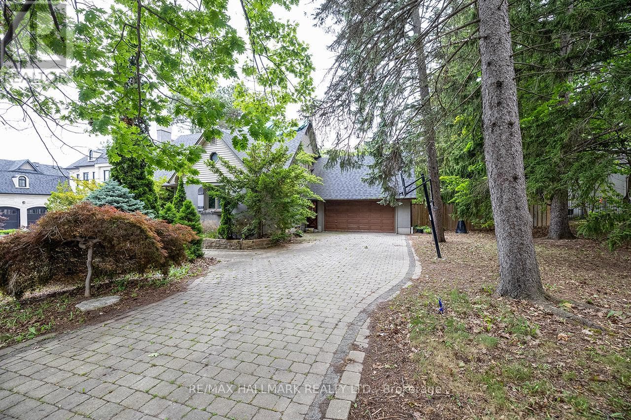 1382 ROUGEMOUNT DRIVE photo 4