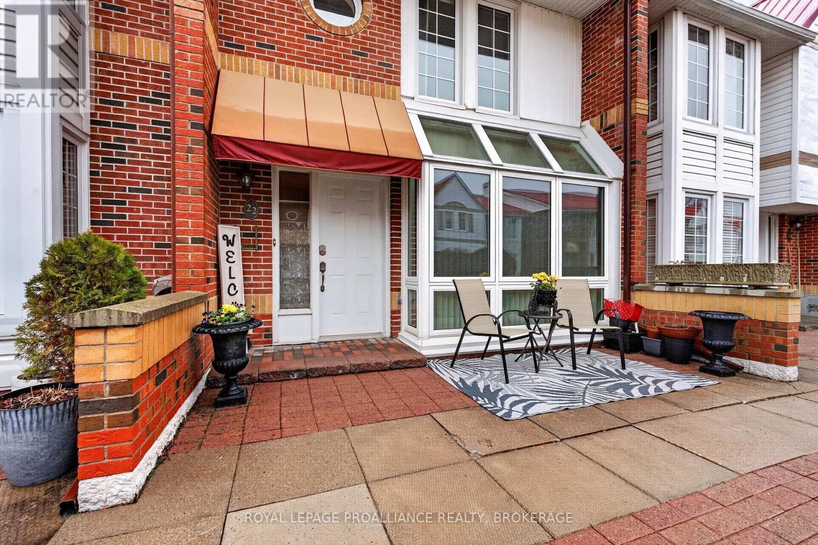 3 bed 4 bath single family at 22 - 1 PLACE D'ARMES — $629,900