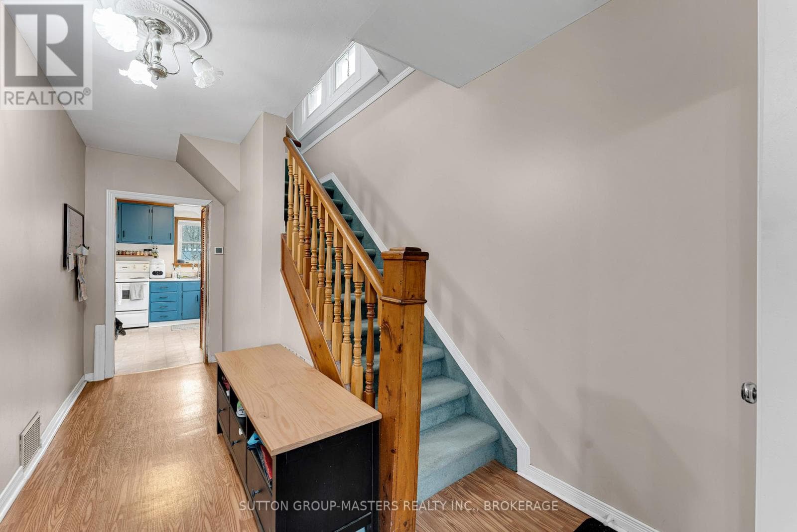 17 N BARTLETT STREET photo 4