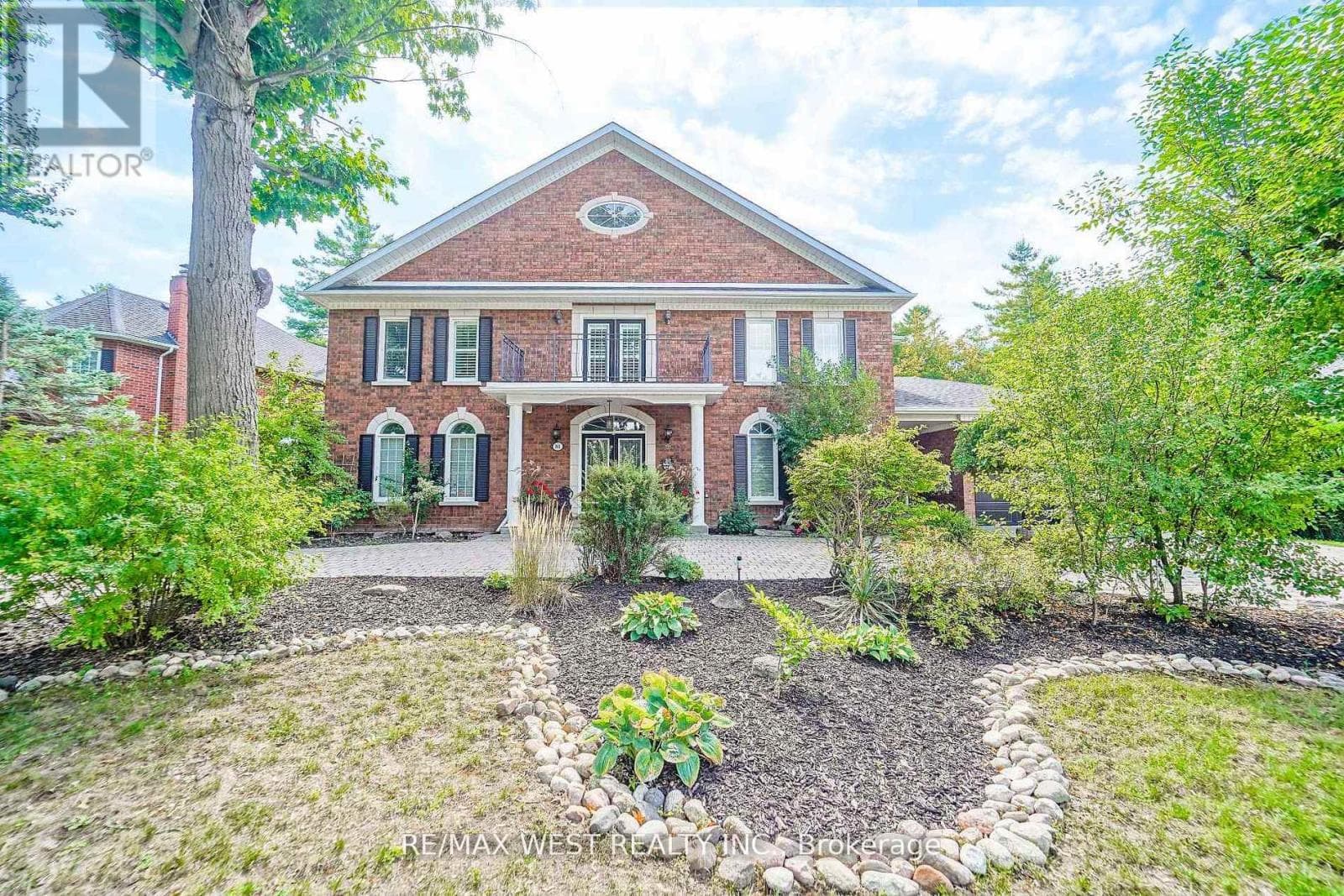 81 WOODVIEW DRIVE photo 5