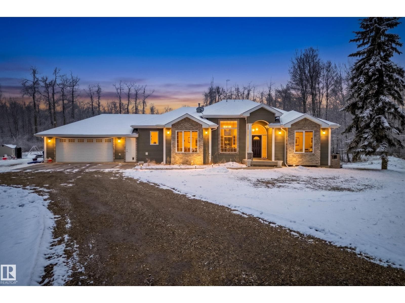 #110 51058 RGE ROAD 212 photo 3