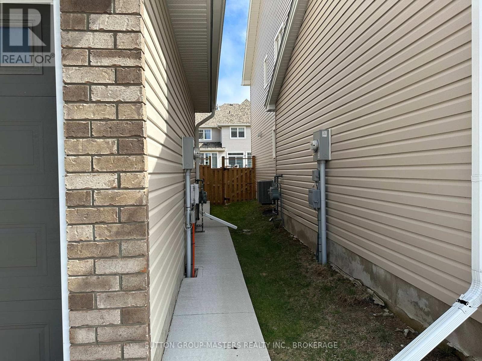 1187 WATERSIDE WAY photo 3