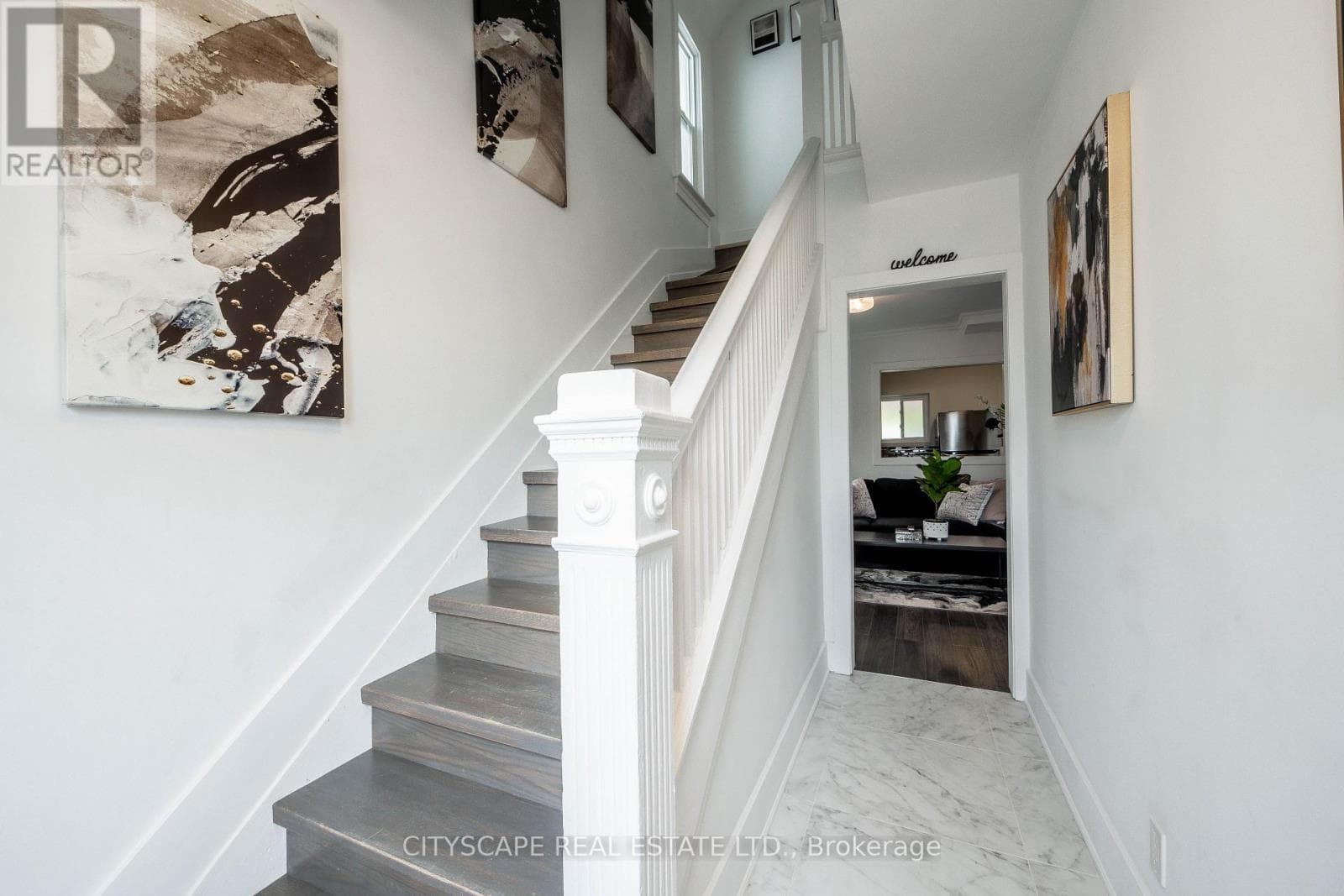 5073 KITCHENER STREET photo 3