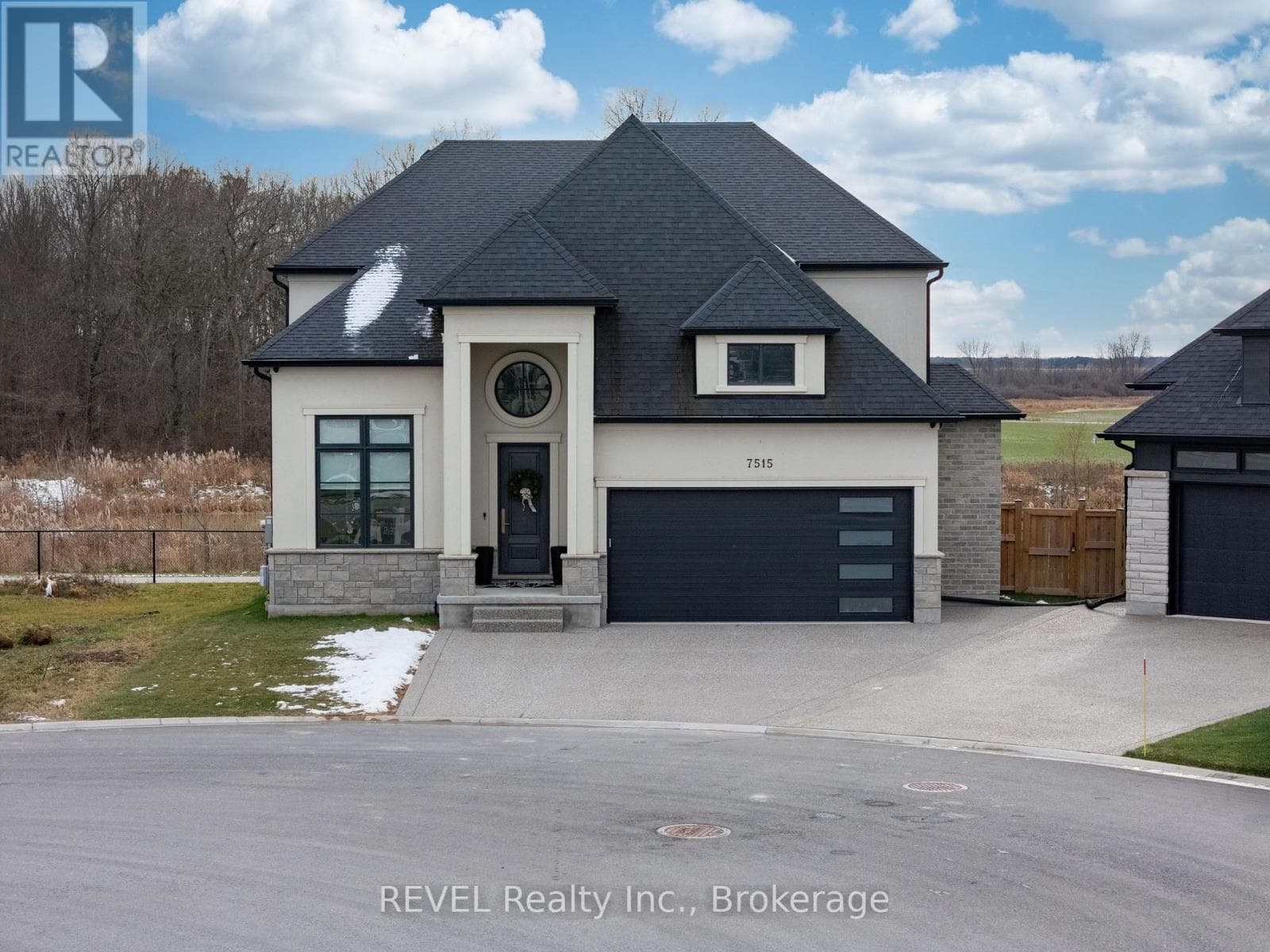 7515 SHERRILEE CRESCENT photo 4