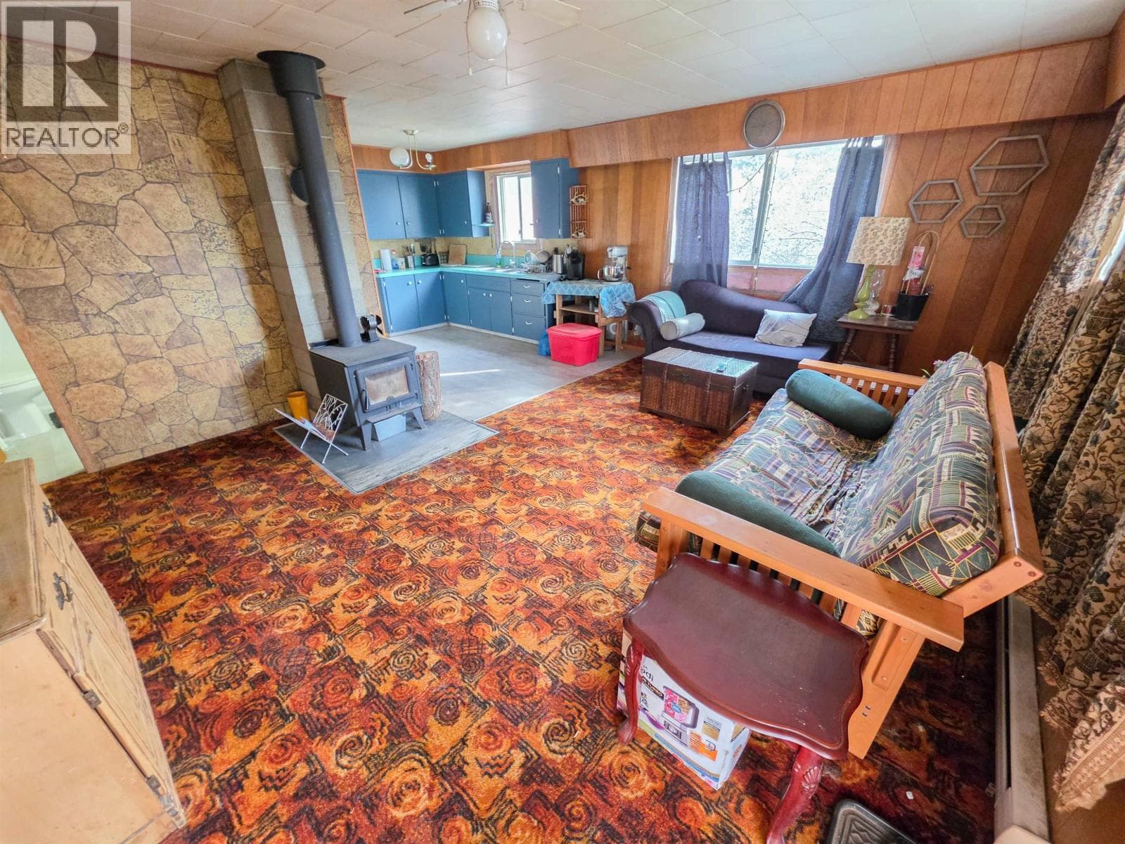 6732 LAGERQUIST ROAD photo 5