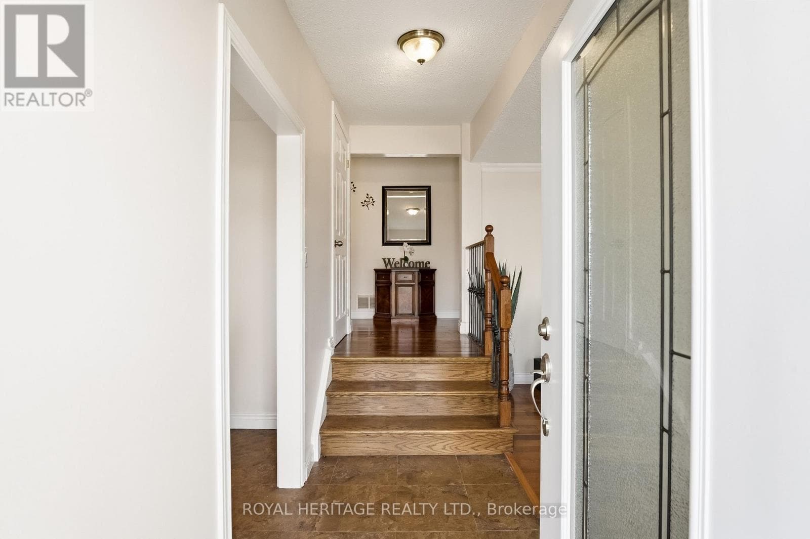 148 GUTHRIE CRESCENT photo 4