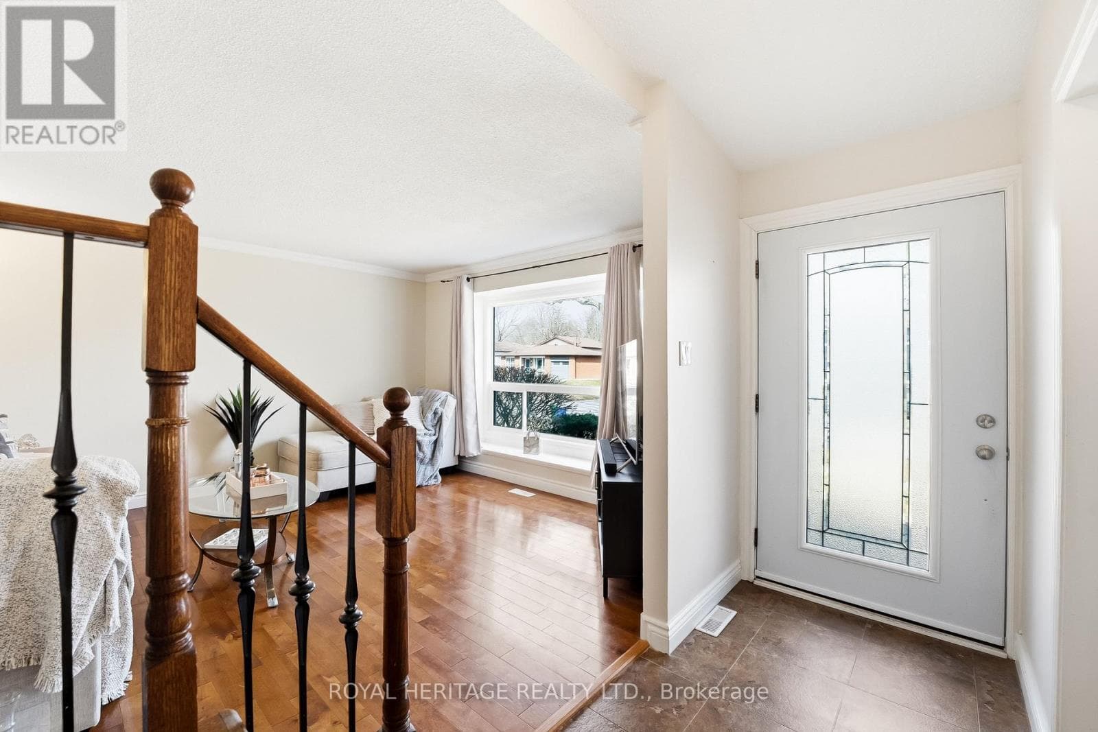 148 GUTHRIE CRESCENT photo 5