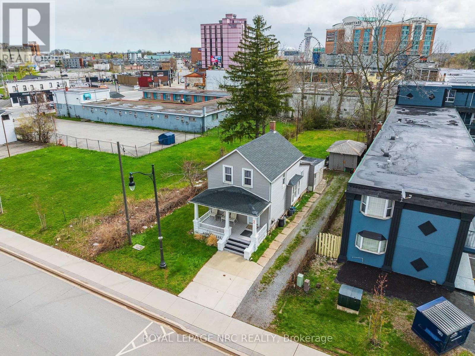 5930 FALLSVIEW BOULEVARD photo 2