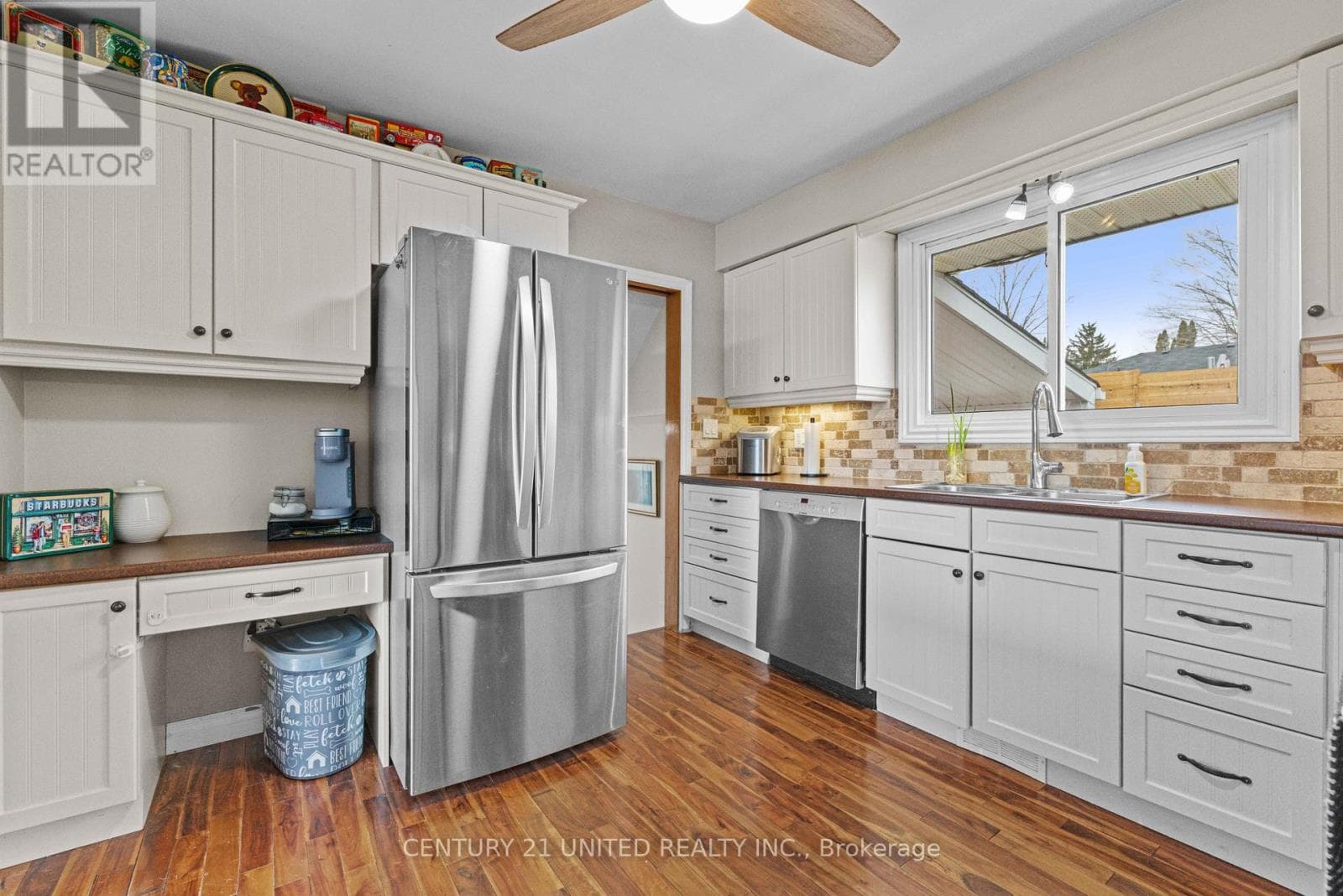 1277 OLYMPUS AVENUE photo 4