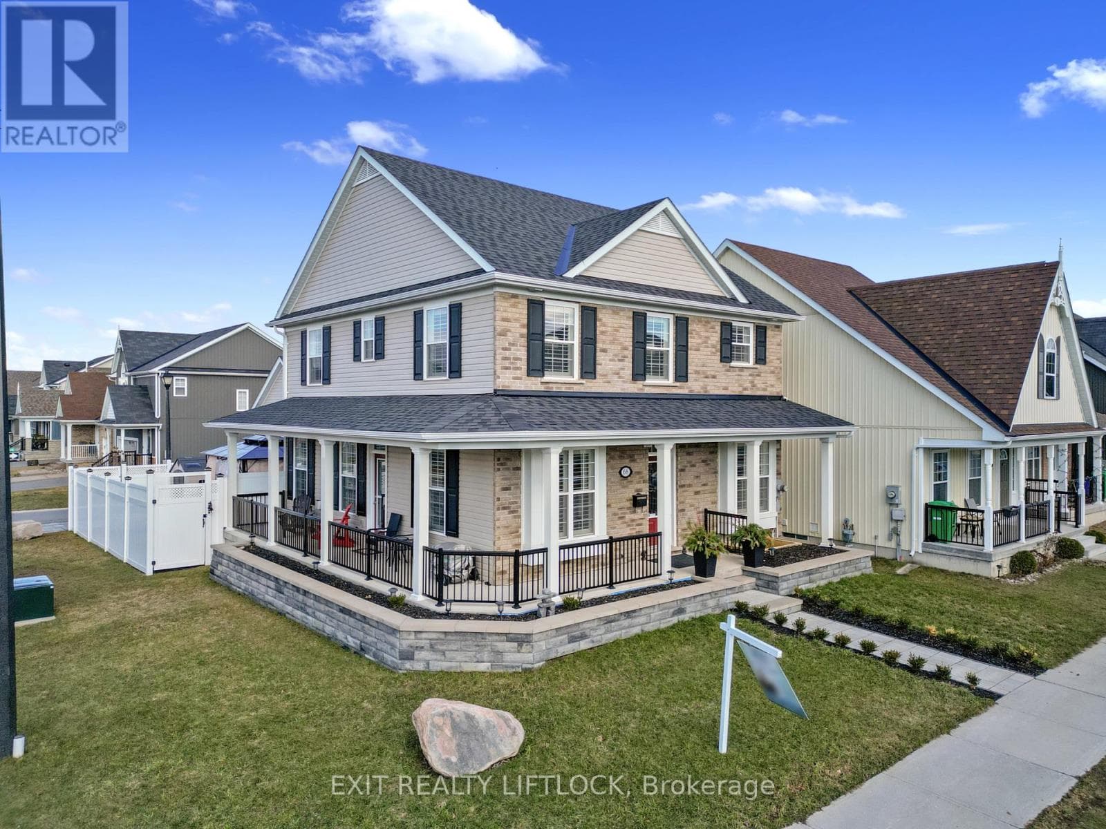 4 bed 4 bath single family at 68 FLITTON AVENUE — $949,900