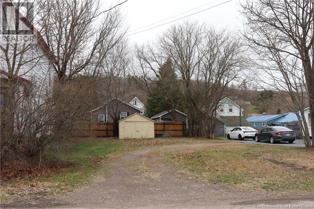 172 Park Street photo 2