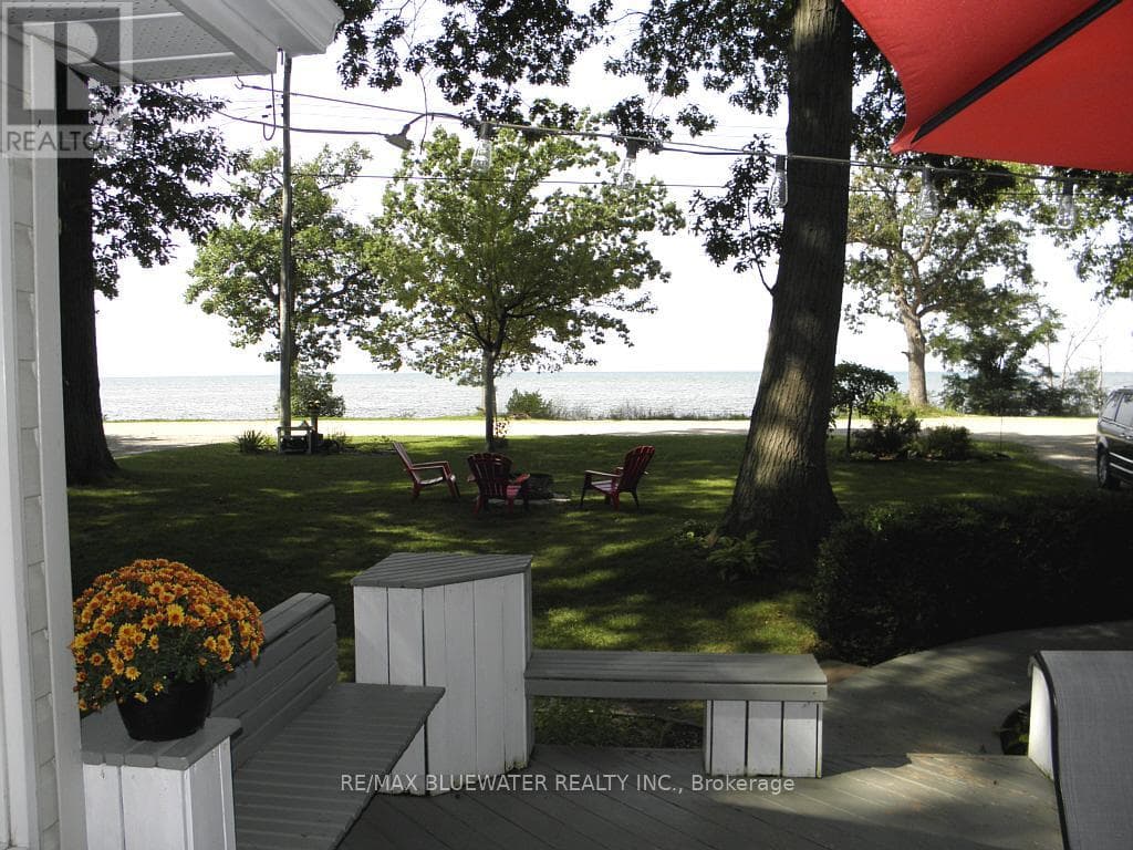 9714 LAKE ROAD photo 5