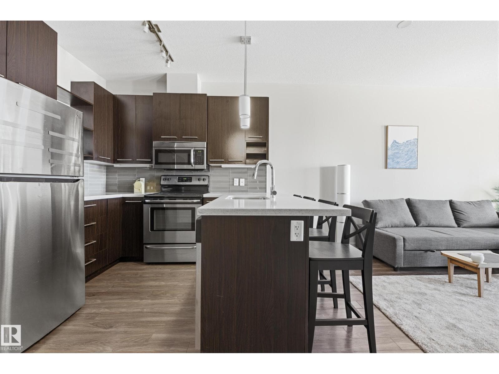 #403 10418 81 AV NW photo 5