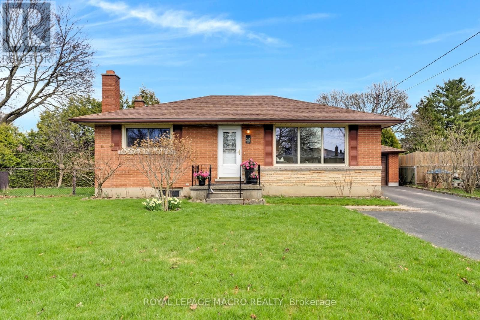 3 bed 2 bath single family at 10 WESTOBY STREET — $729,900