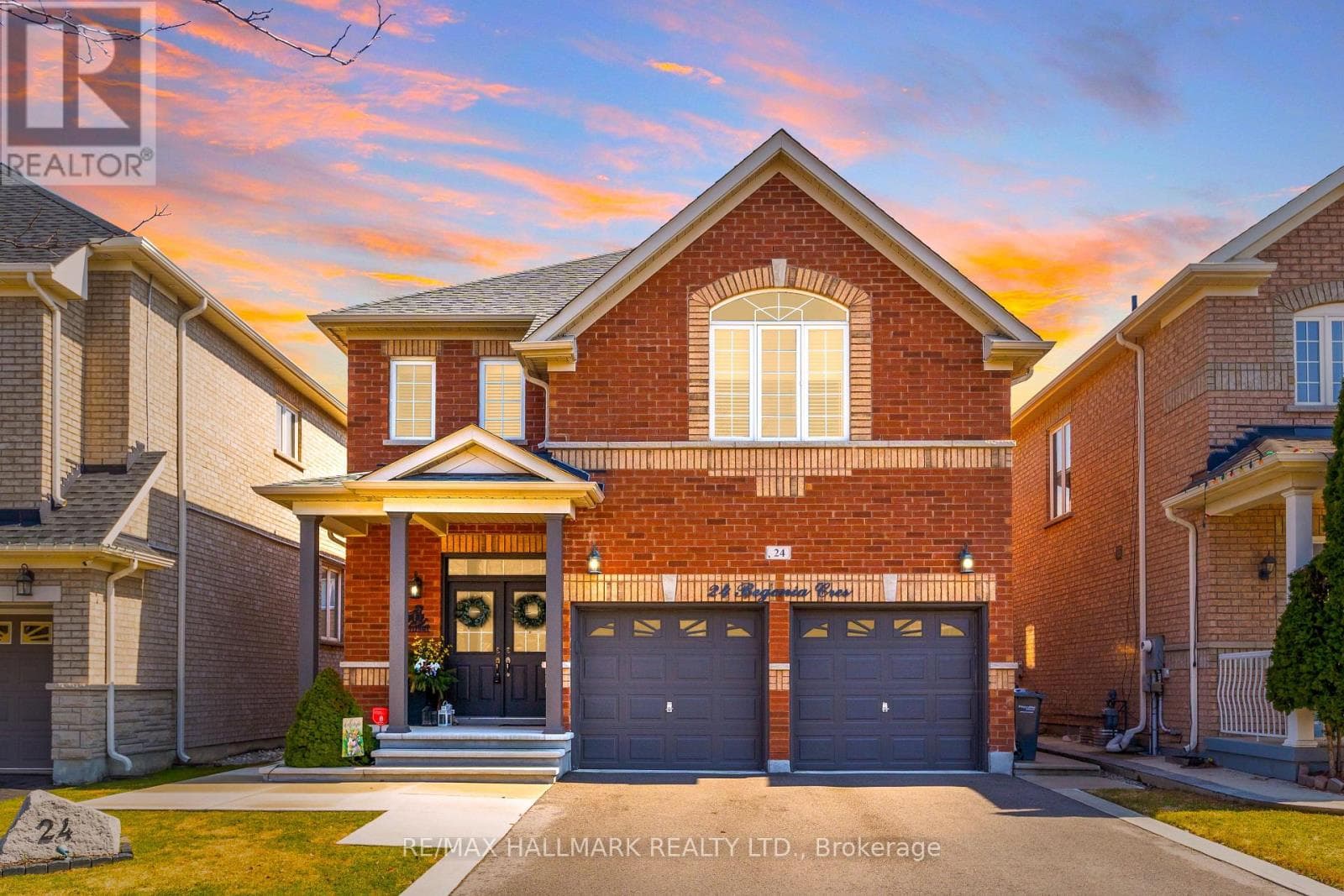 3 bed 4 bath single family at 24 BEGONIA CRESCENT — $1,029,000