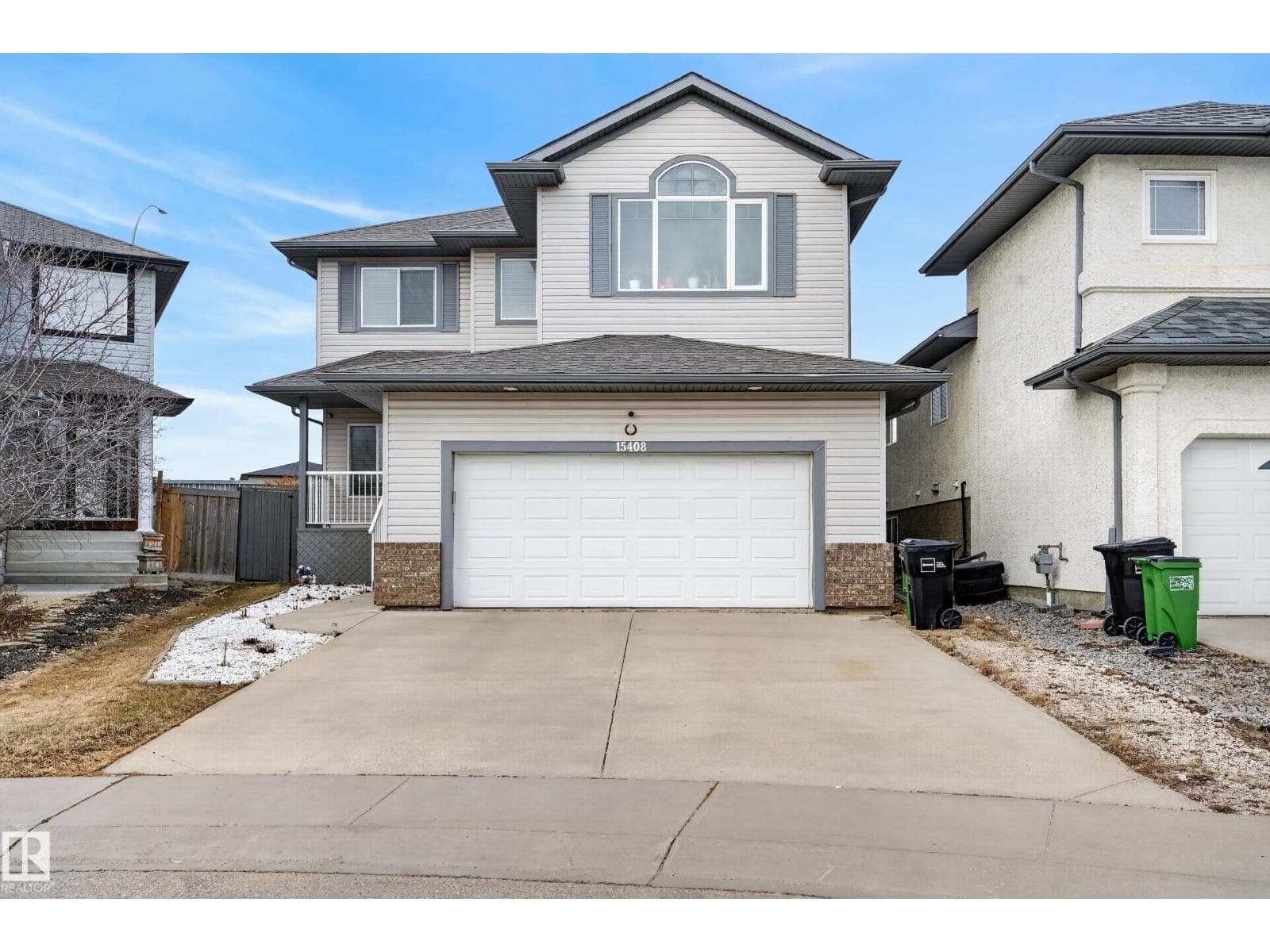 6 bed 4 bath single family at 15408 49 ST NW — $580,000