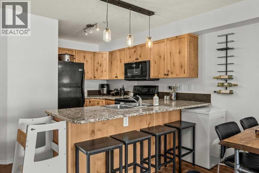 201, 300 Palliser Lane photo 5