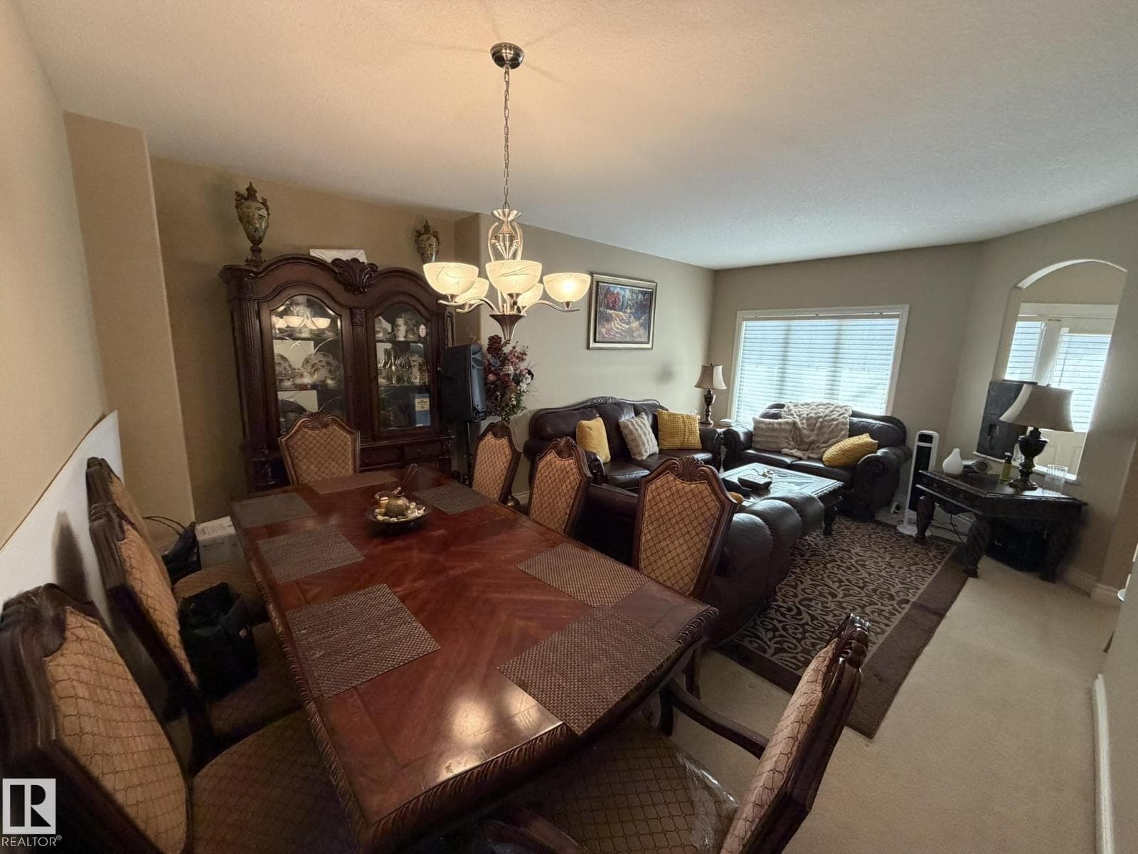 551 STEWART CR SW photo 5
