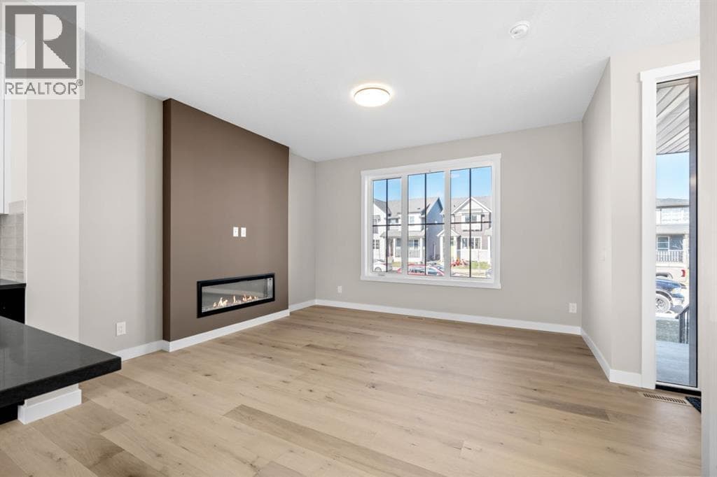 376 Sora Boulevard SE photo 2