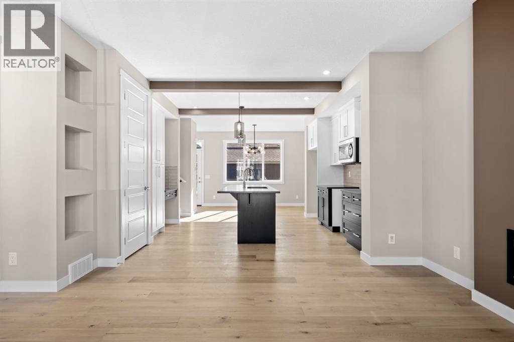 376 Sora Boulevard SE photo 3