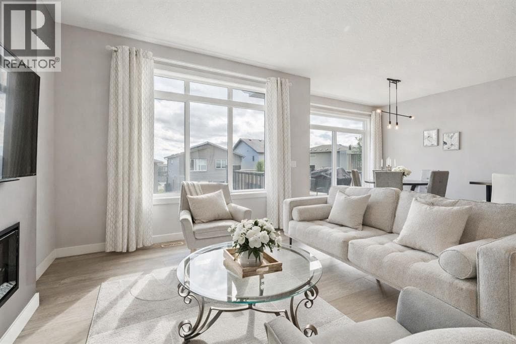 3 bed 3 bath single family at 363 Precedence Hill — $735,000