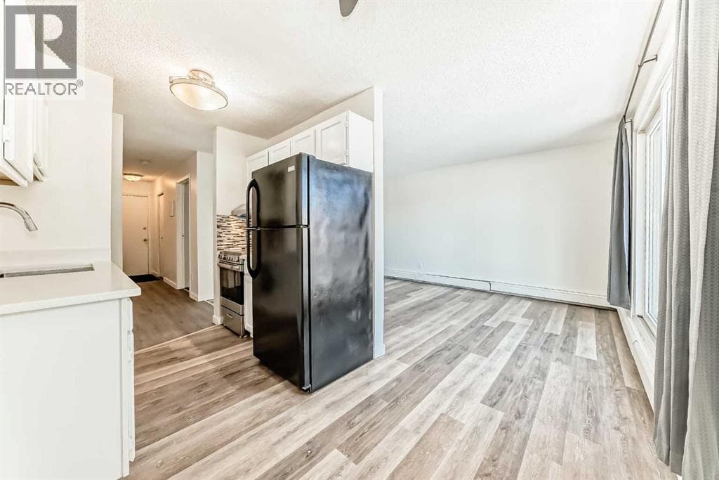 32, 1703 11 Avenue SW photo 5
