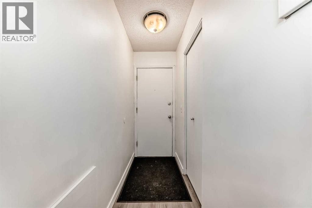 32, 1703 11 Avenue SW photo 4