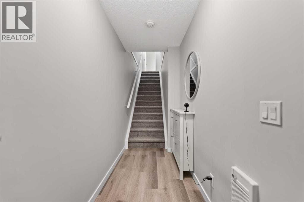139, 850 Belmont Drive SW photo 2