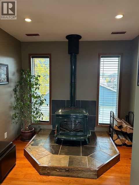 800 Connaught Drive photo 3